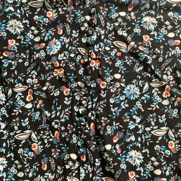 Club Monaco silk blouse - Picture 12 of 13